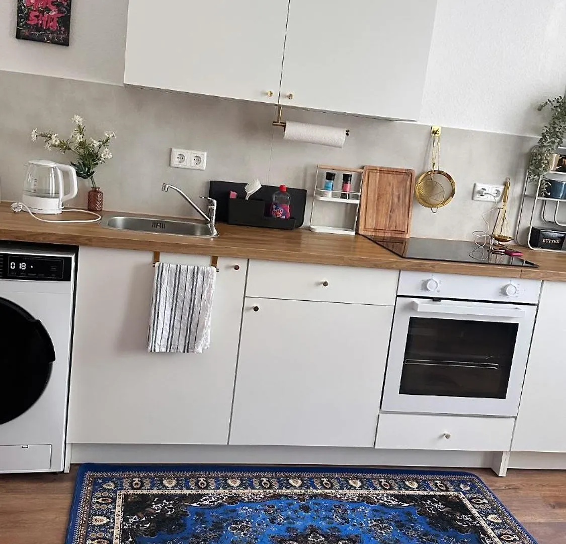 Premium-Apartment Im Duisburger Sueden, Naehe Duesseldorf Flughafen & Messe, Komplett Ausgestattetes Apartment Mit Modernen Altbau-Flair Duisburg