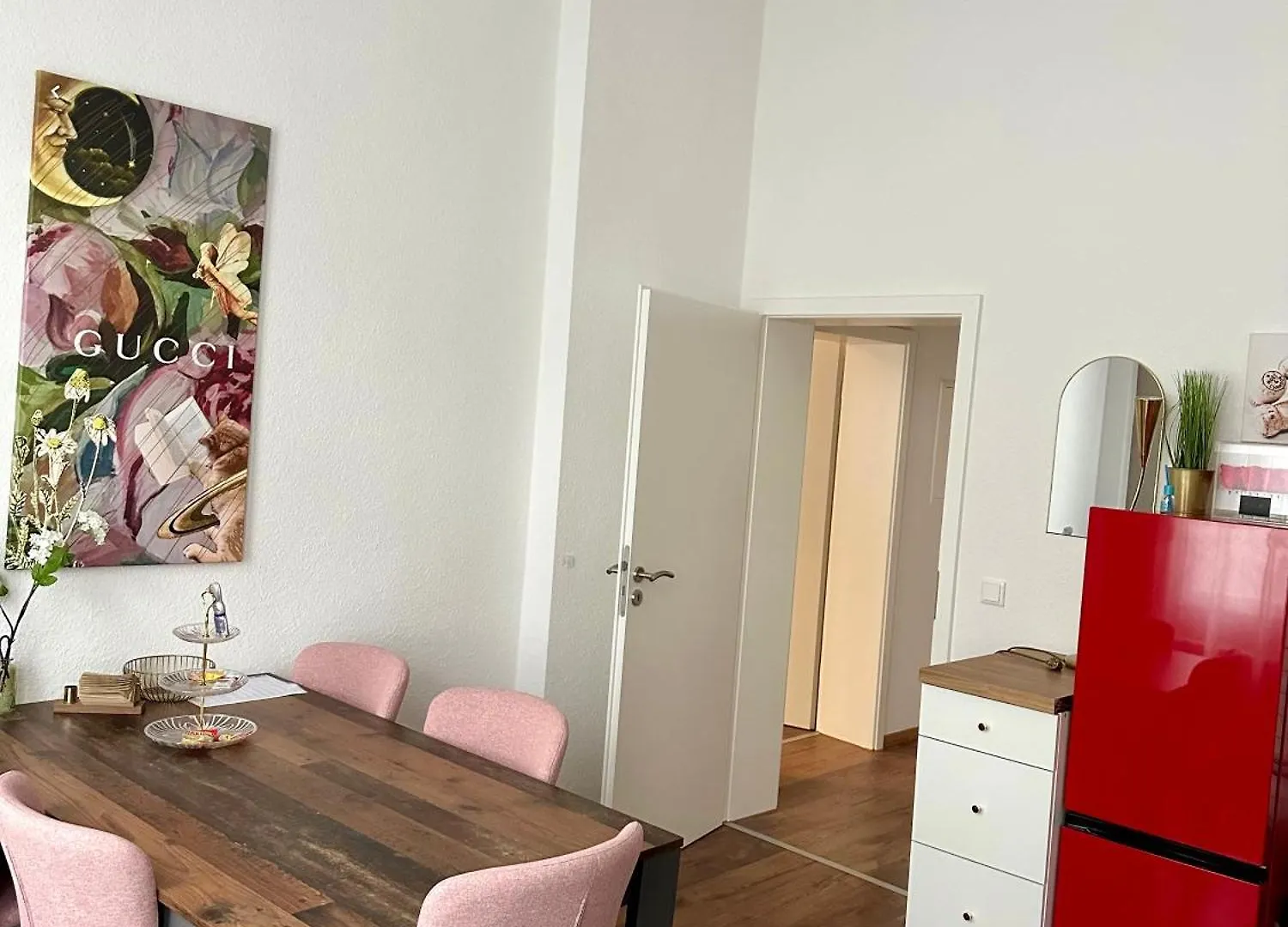 Premium-Apartment Im Duisburger Sueden, Naehe Duesseldorf Flughafen & Messe, Komplett Ausgestattetes Apartment Mit Modernen Altbau-Flair